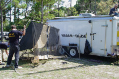com-trailer